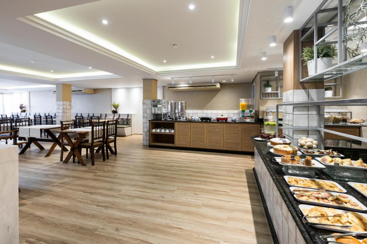 H 3* Balneario Camboriu